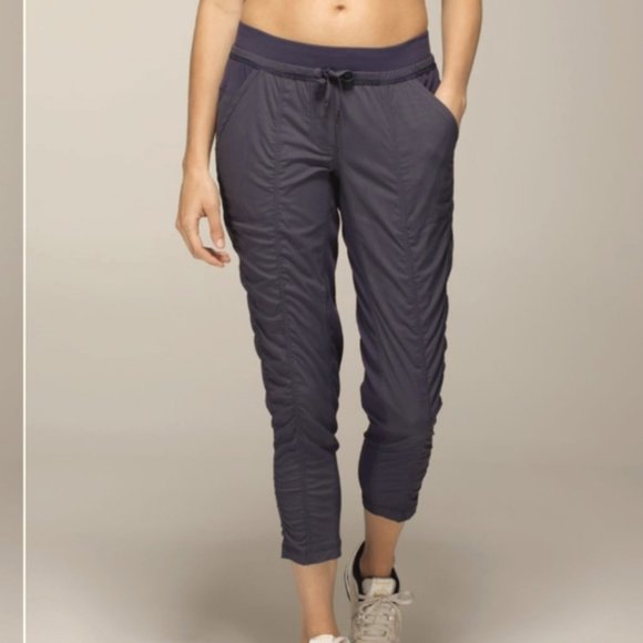 Lululemon Street To Studio Pant *Unlined light purple - Picture 3 of 12